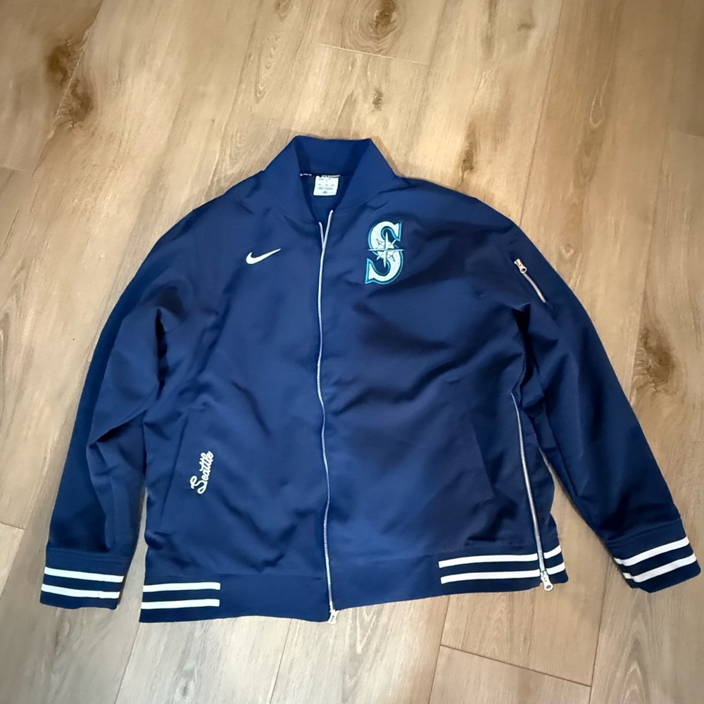Men’s Mariners Dugout Jacket - Picture 3 of 6